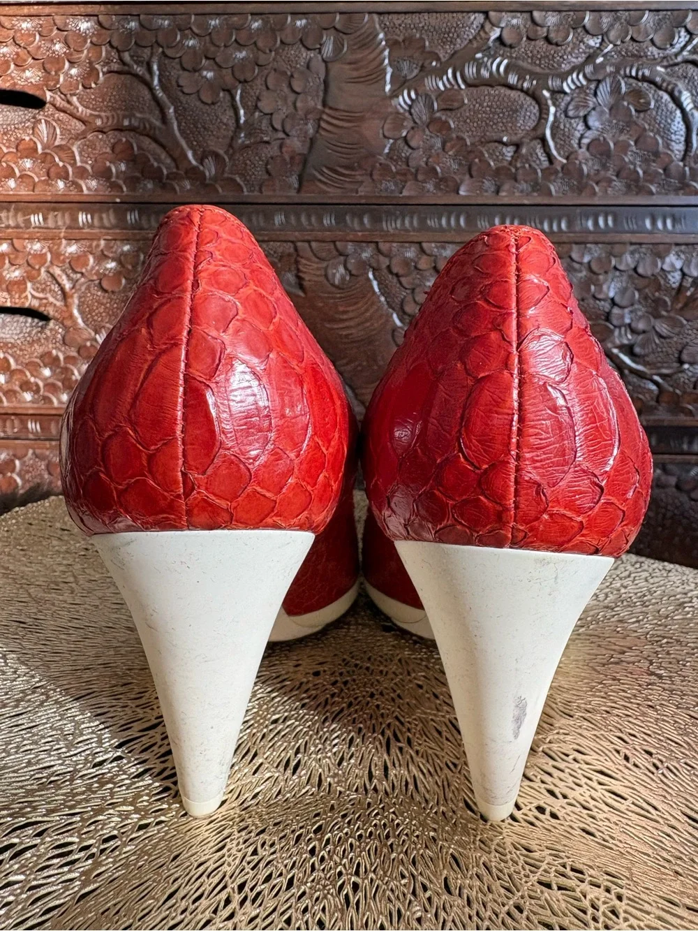 Givenchy Pointed-Toe Leather heels size 36